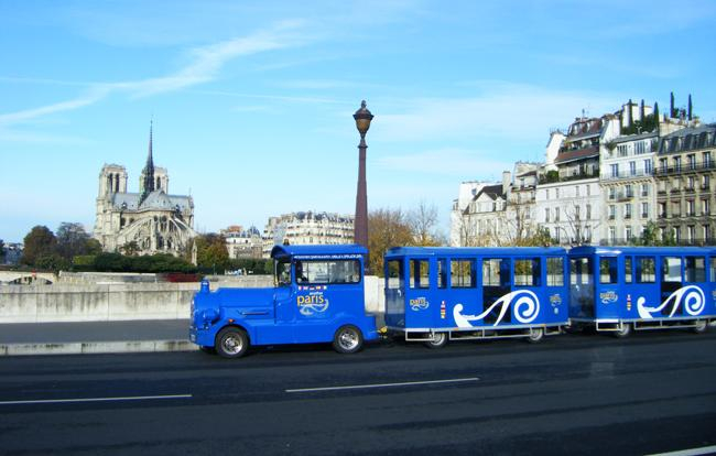 Another Paris petit train bleu